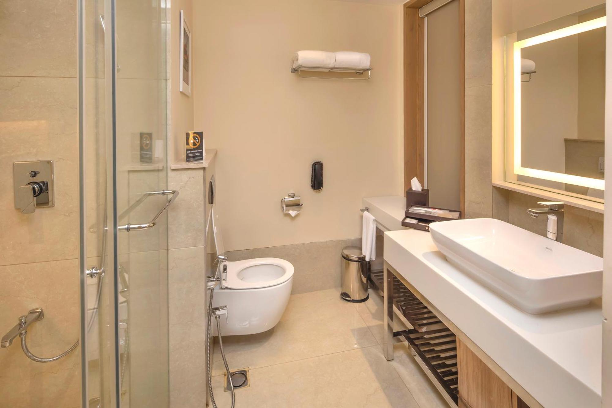 O By Tamara, Trivandrum Тривандрум Экстерьер фото Bathroom